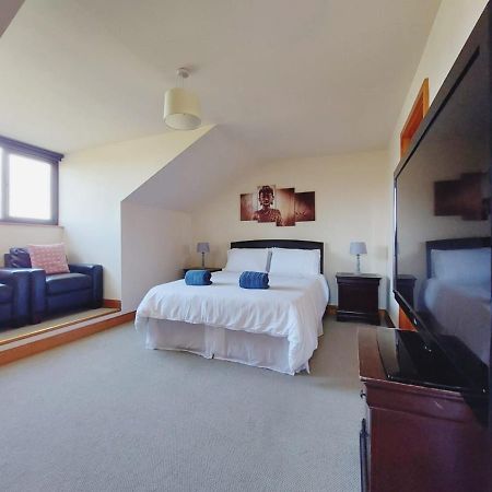 Private Accommodation In House Close To Galway City Extérieur photo